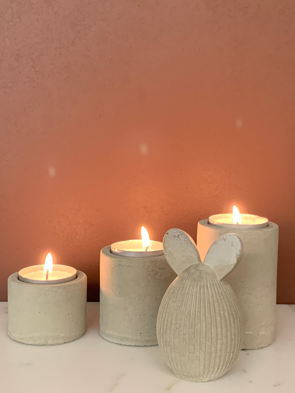 Påskehare riller - betong