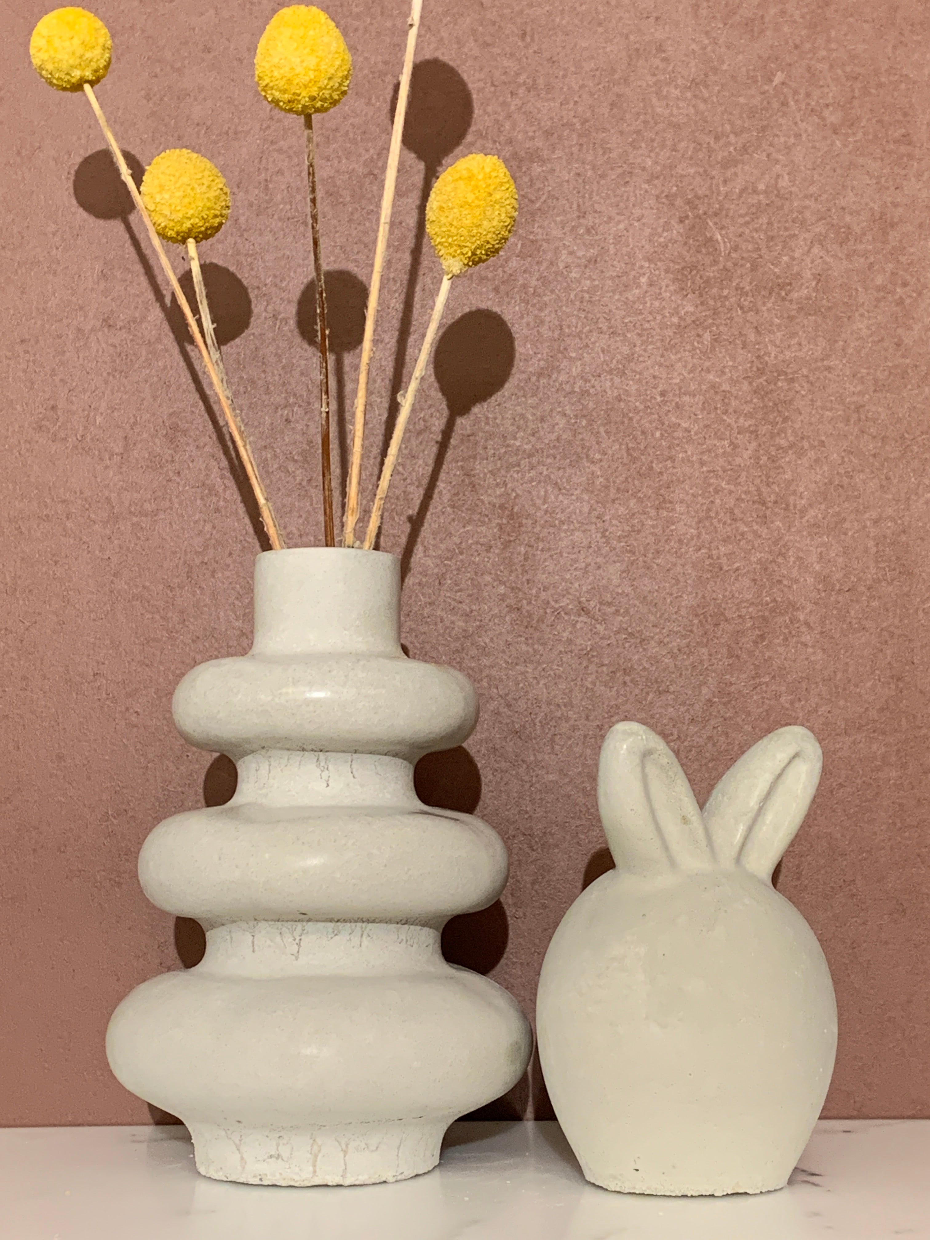 Påskehare mor - betong