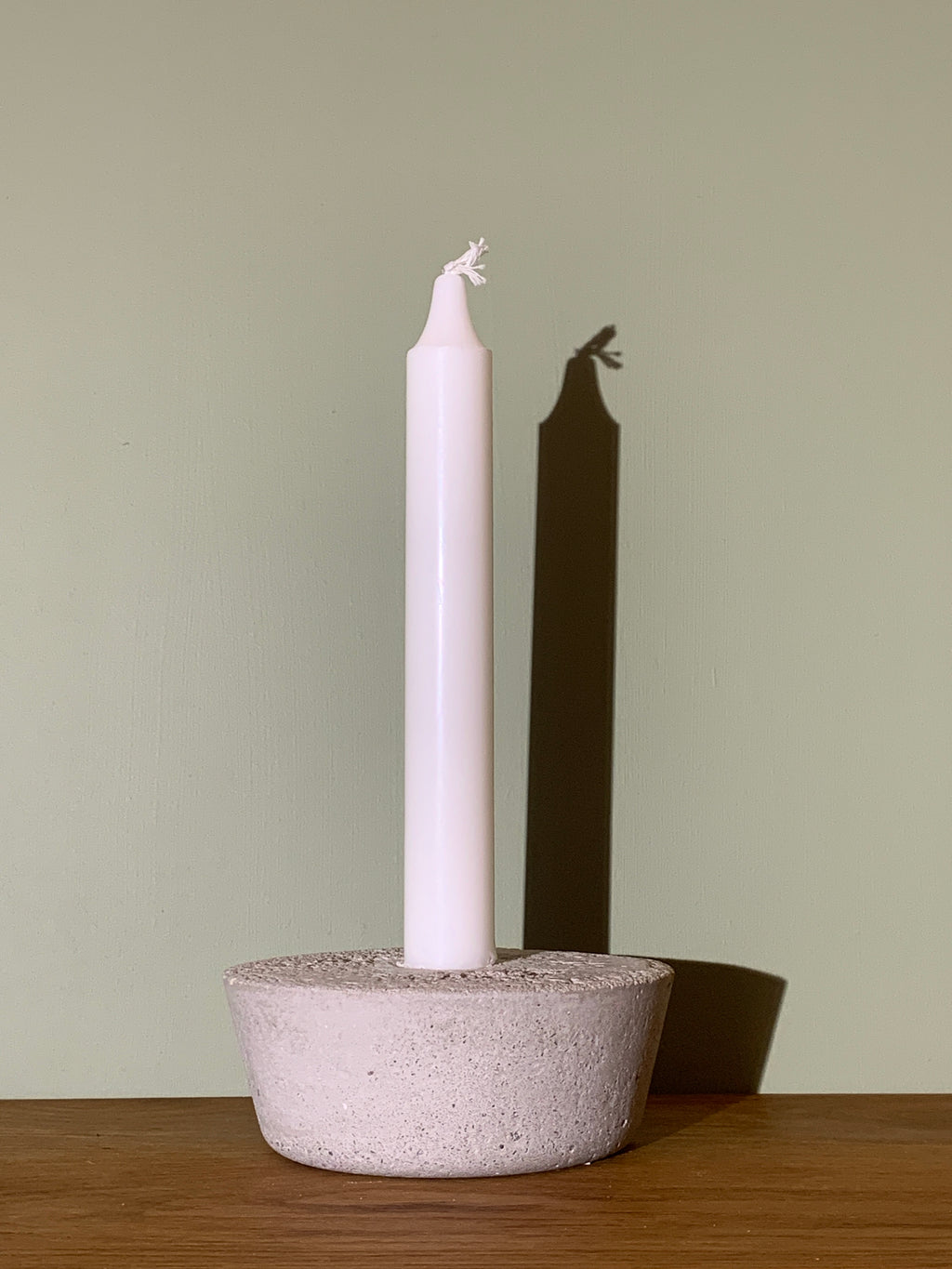 Røff lysestake, kronelys - betong