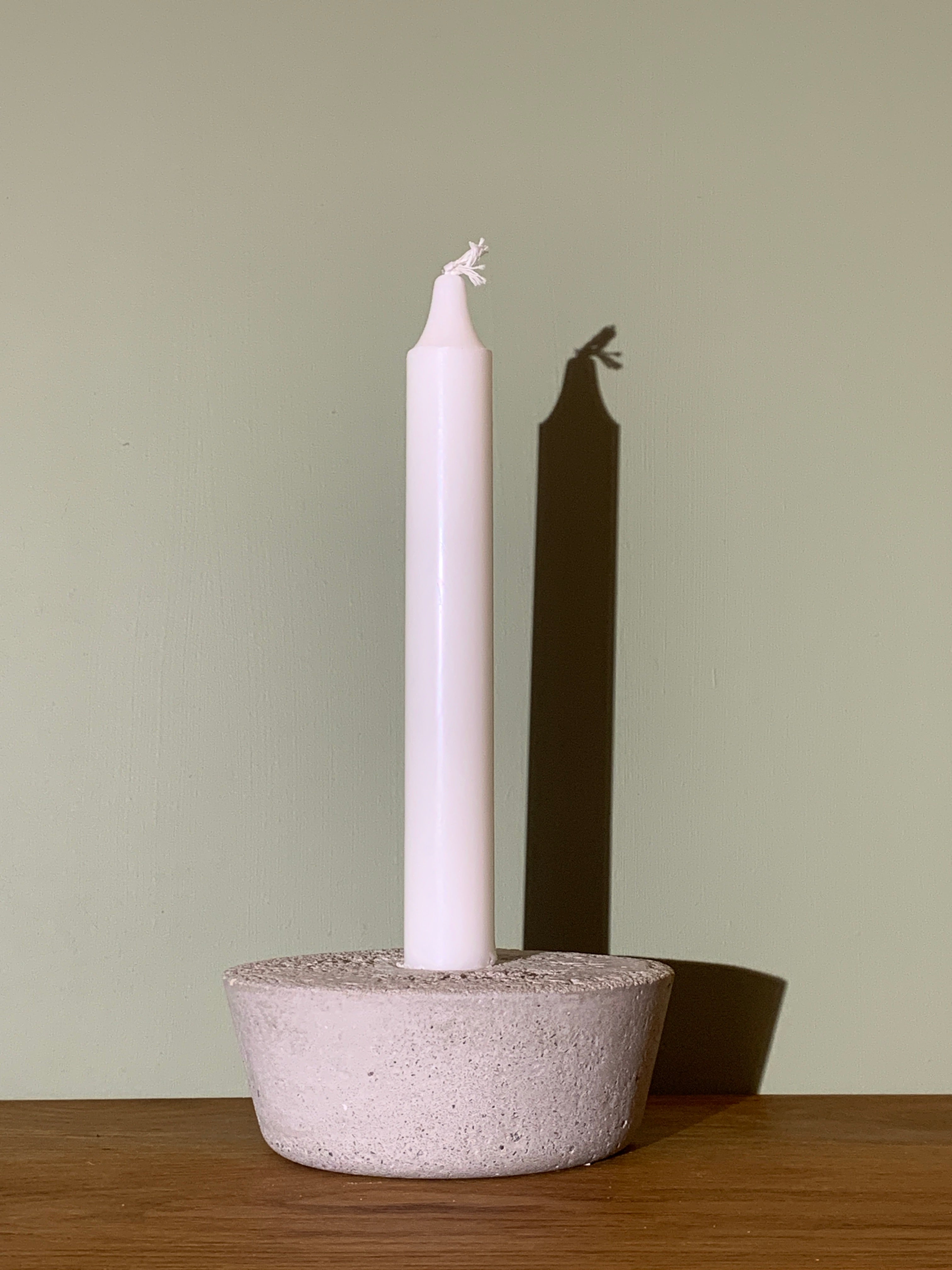 Røff lysestake, kronelys - betong