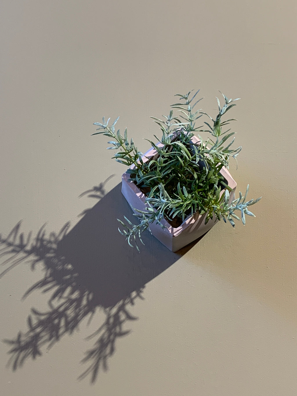 Kantet krukke - betong