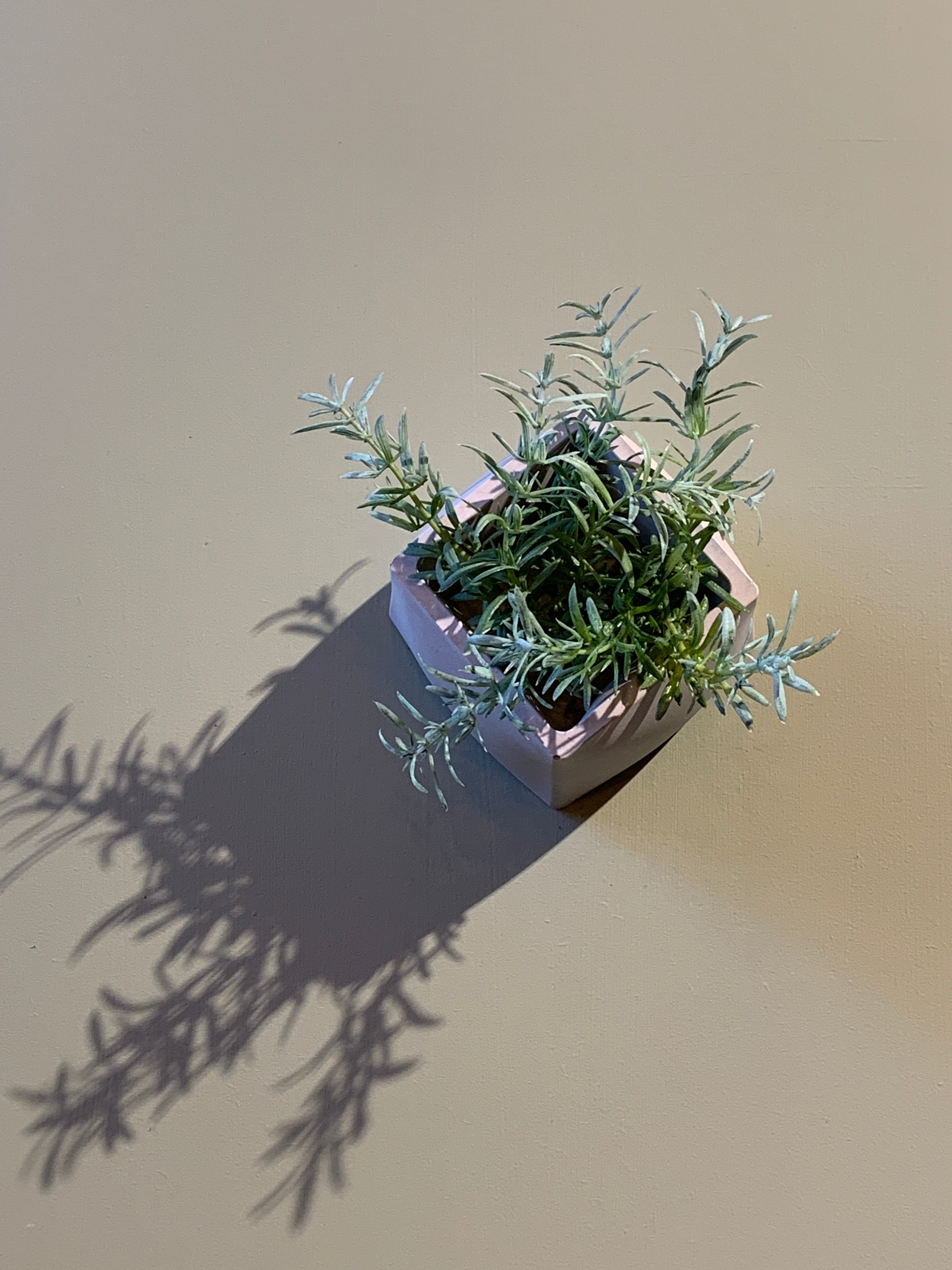 Kantet krukke - betong