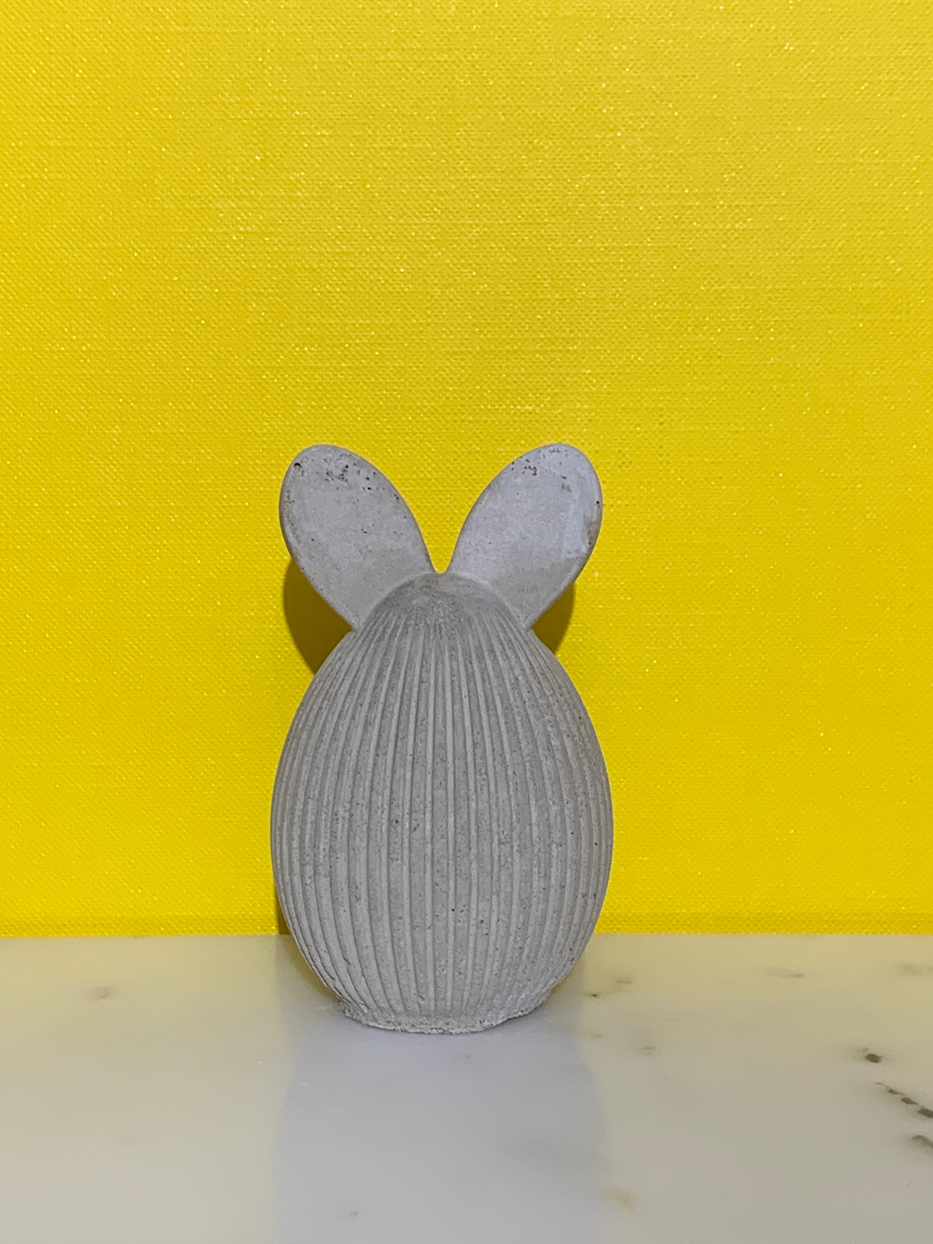 Påskehare riller - betong