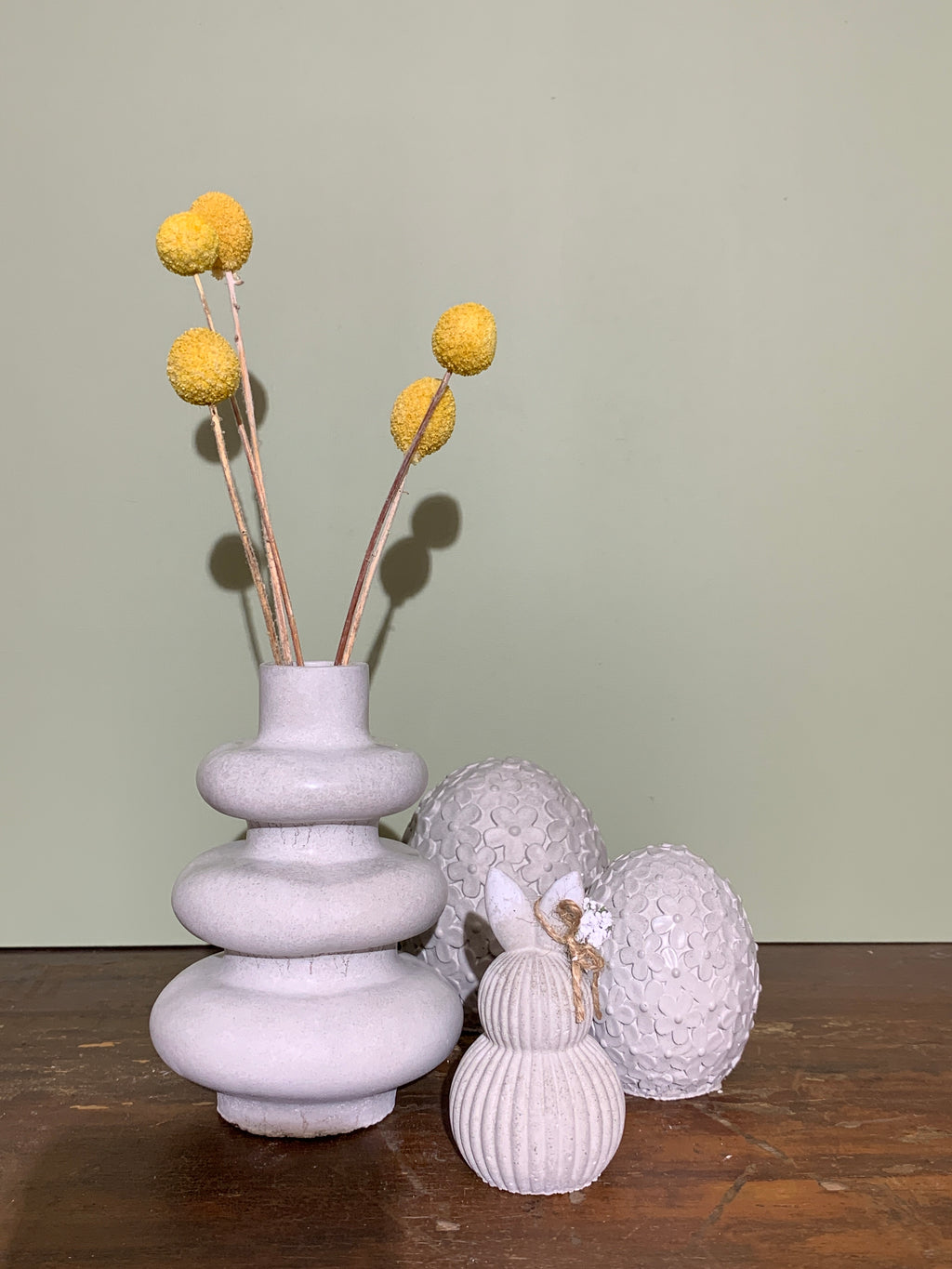 Blomsteregg i betong, stort